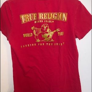 Red short sleeve tee